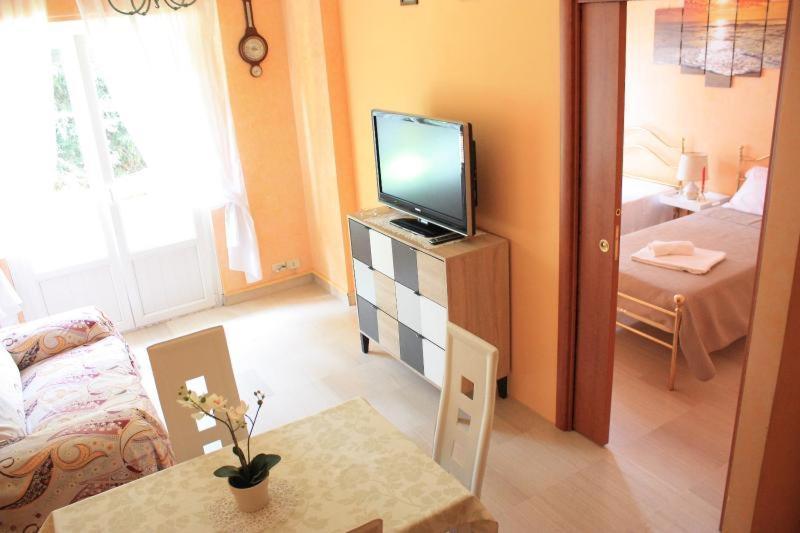 Lyon Apartment At Colosseo Rome Buitenkant foto